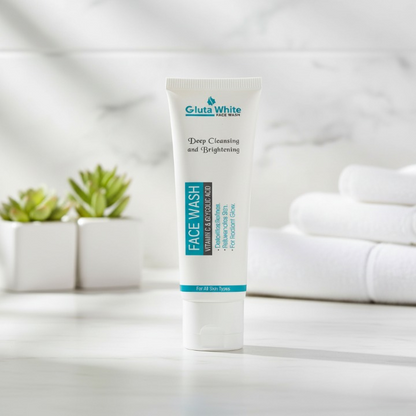 100ML - Gluta White Face Wash Deep Cleansing And Brightening With Vitamin C And Glycolic Acid Detoxifies Refines And Rejuvenates Skin For Radiant Glow (Without Box)