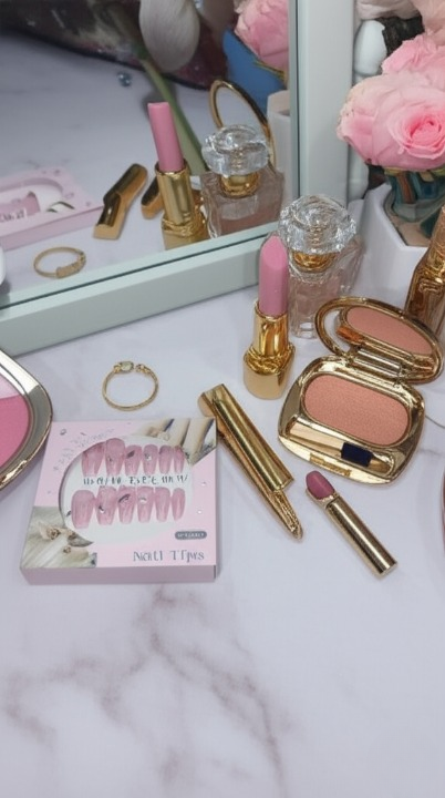 Luxury Pink Nail Tips Set – 12 PCS False Nails with Glitter & Rhinestone Design | Elegant Salon-Style Press-On Nails for Parties, Weddings & Everyday Fashion