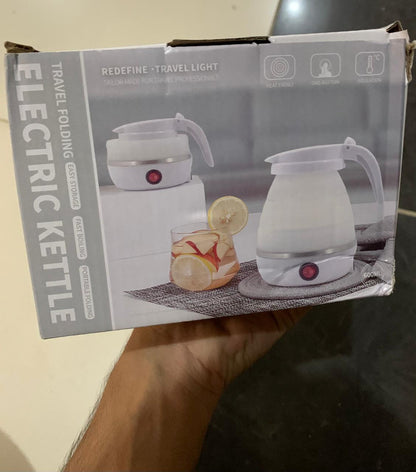 Fast Water Boiling 600 Ml Portable Kettle Travel Kettle Foods Boils Quickly Silicone Small Collapsible Foldable Electric Sports Bottle (Random Color)